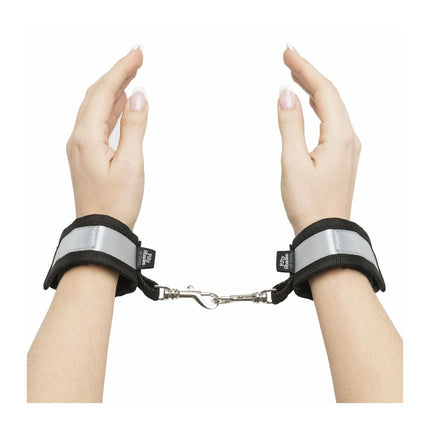 V6H601B33AF85243FFA1F5A6EC770F3039DR4663744P3