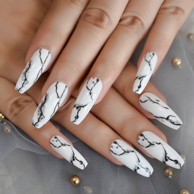 Marbled false nails for women