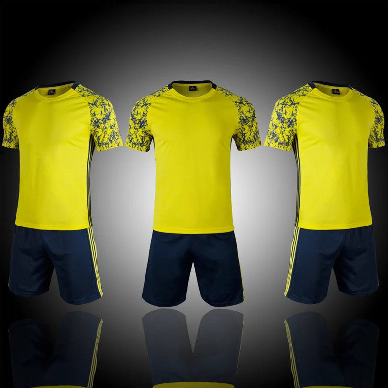 The new football suit men's soccer exercise game jerseys sportswear can print wholesale